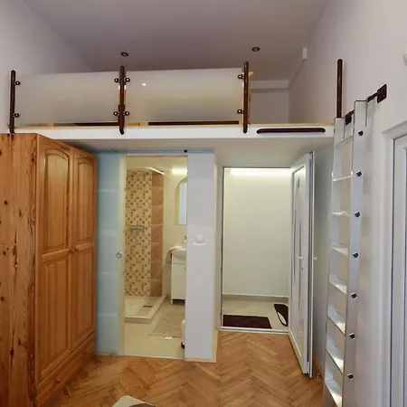Vito Apartman Eger Buitenkant foto